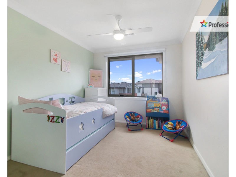 29A Northampton Drive, Glenfield NSW 2167