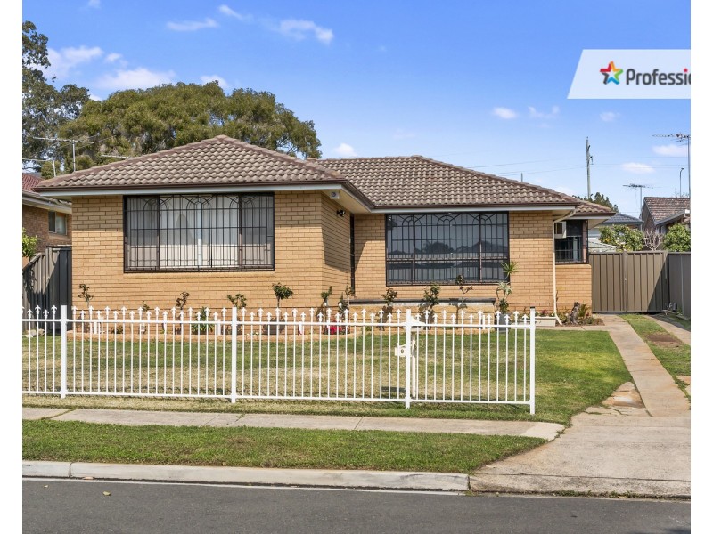 9 Grose Avenue, Lurnea NSW 2170