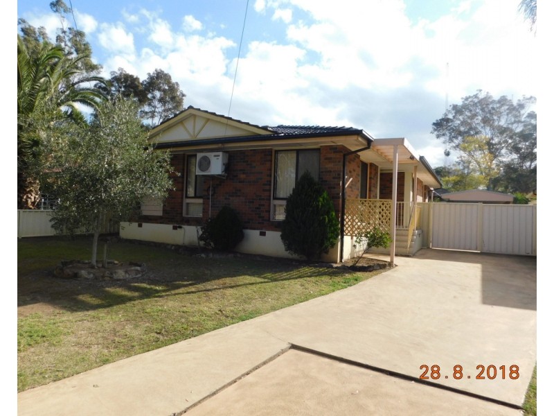 19 Hunter Avenue, Lurnea NSW 2170