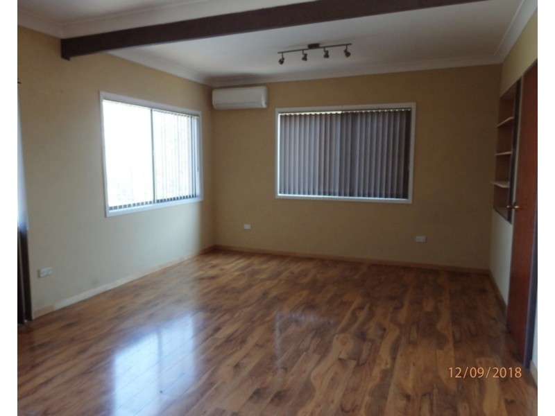 36 Marsh Parade, Casula NSW 2170