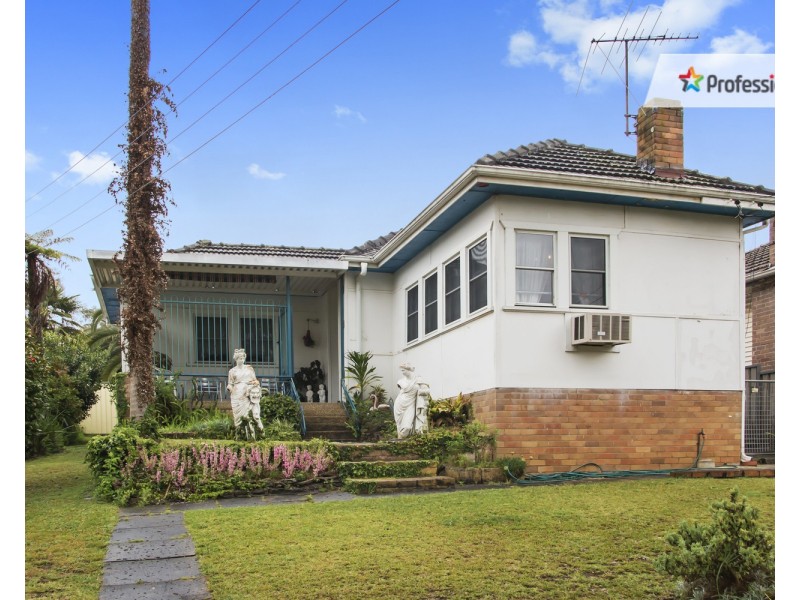 6 Casula Road, Casula NSW 2170