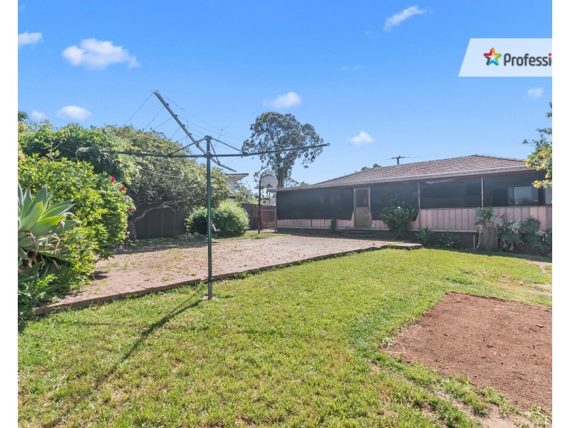 42 Grove Street, Casula NSW 2170