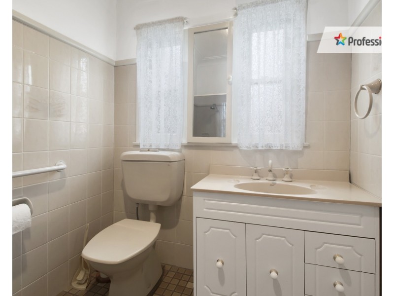 13 Bligh Avenue, Lurnea NSW 2170