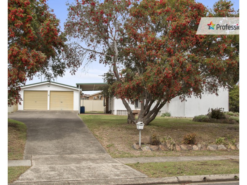 13 Bligh Avenue, Lurnea NSW 2170