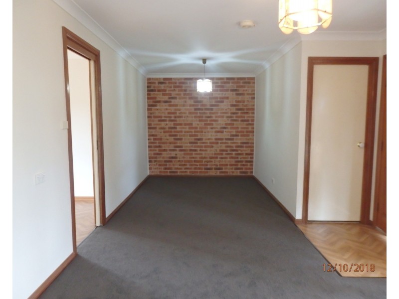 1/4 Durack Place, Casula NSW 2170