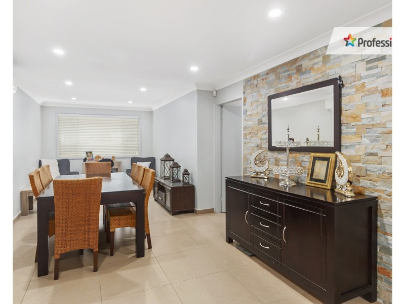 11 Acacia Avenue, Prestons NSW 2170