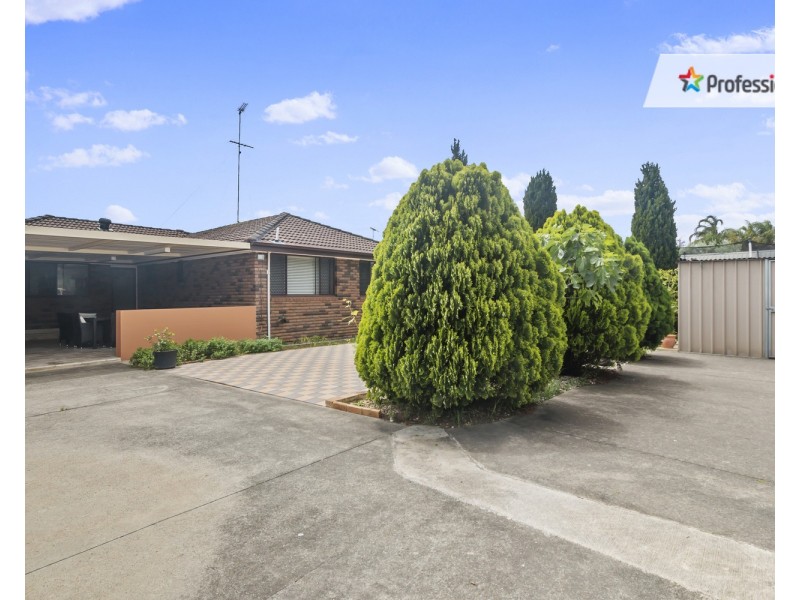 11 Acacia Avenue, Prestons NSW 2170