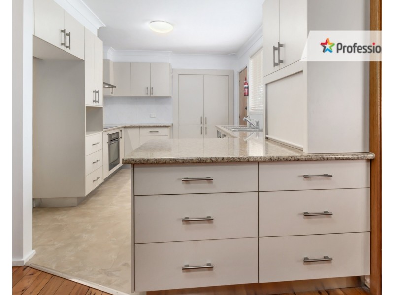 30 Darling Avenue, Lurnea NSW 2170