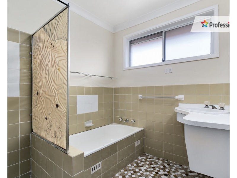 30 Darling Avenue, Lurnea NSW 2170