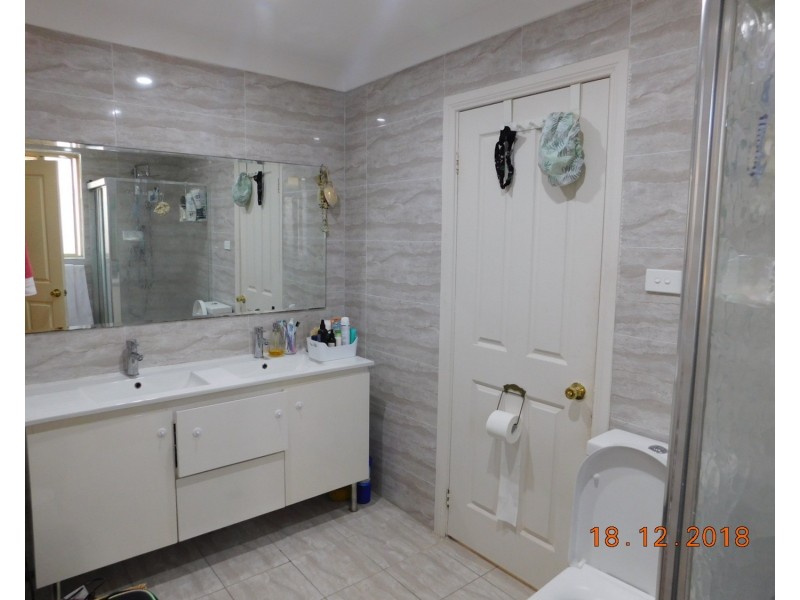 121A Leacocks Lane, Casula NSW 2170