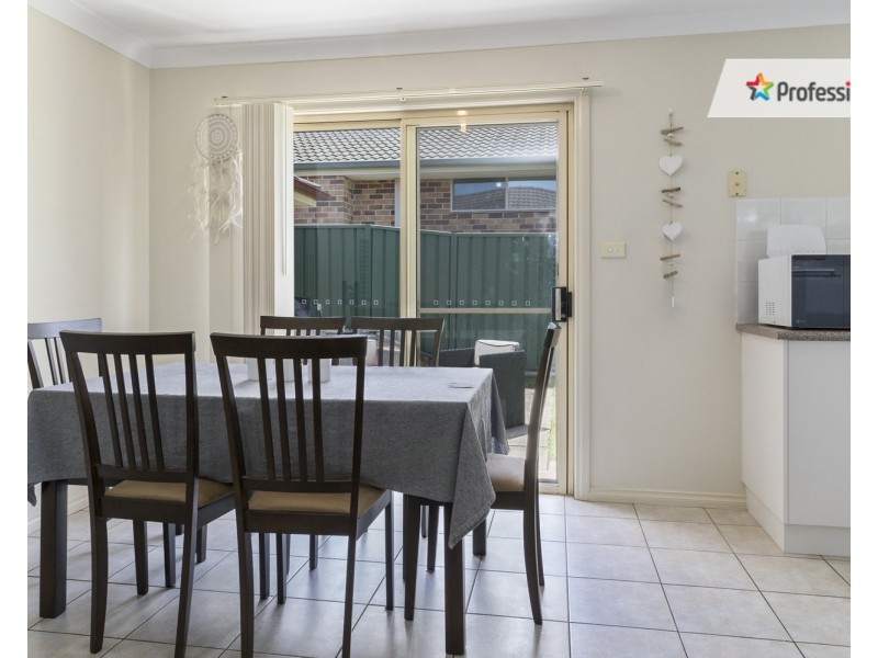 1 Yarra Place, Prestons NSW 2170