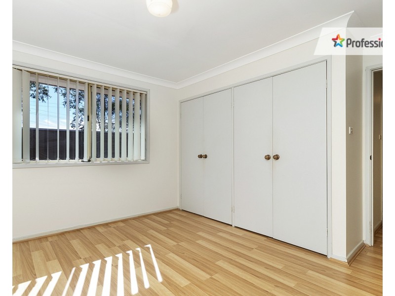 1/52 Kendall Drive, Casula NSW 2170