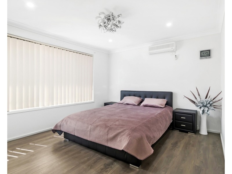 9 Grose Avenue, Lurnea NSW 2170