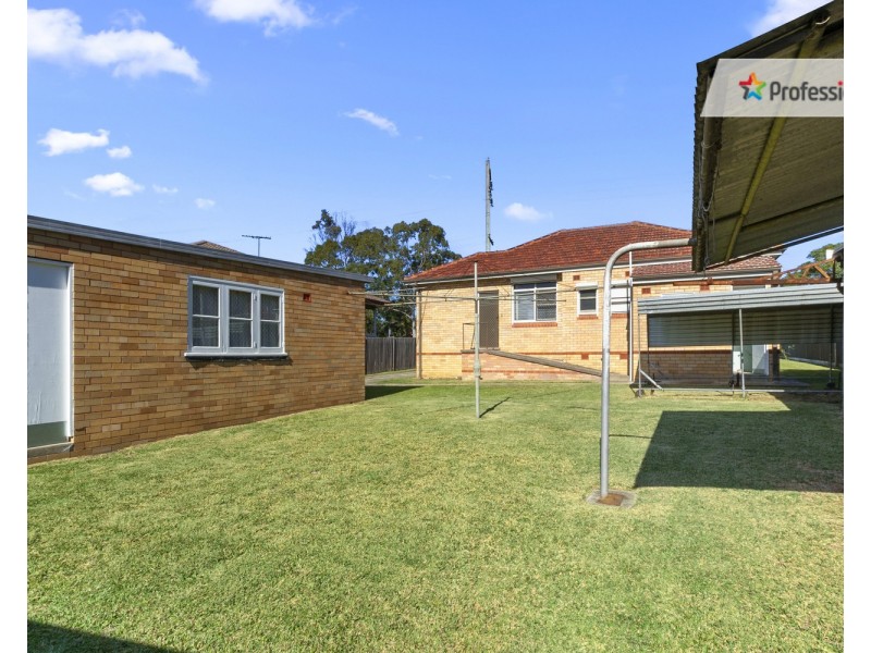 7  Old Kurrajong Road, Casula NSW 2170