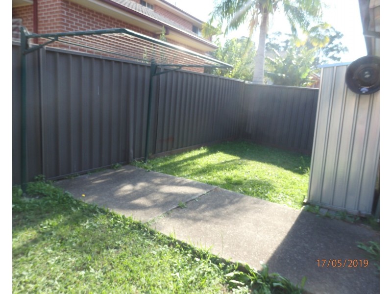3/110 Hoxton Park Road, Lurnea NSW 2170