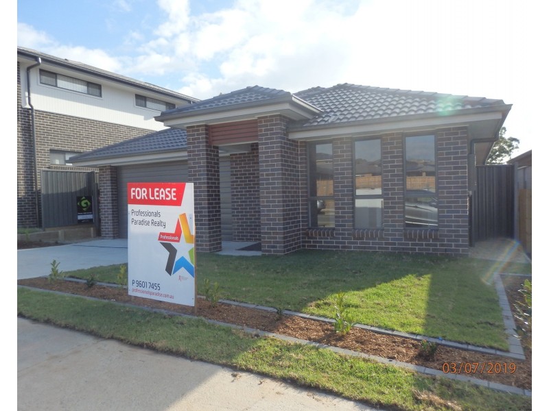 52 Arkley Avenue, Claymore NSW 2559