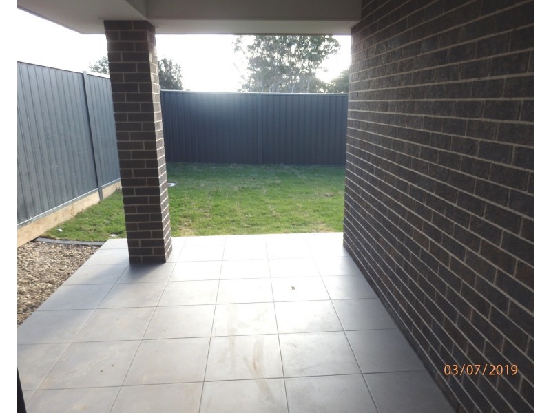 52 Arkley Avenue, Claymore NSW 2559