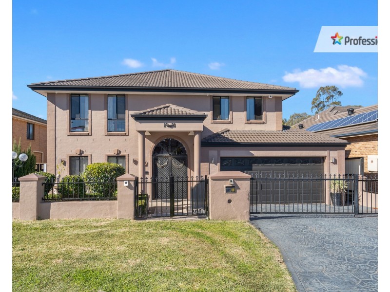 11 Calabria Street, Prestons NSW 2170
