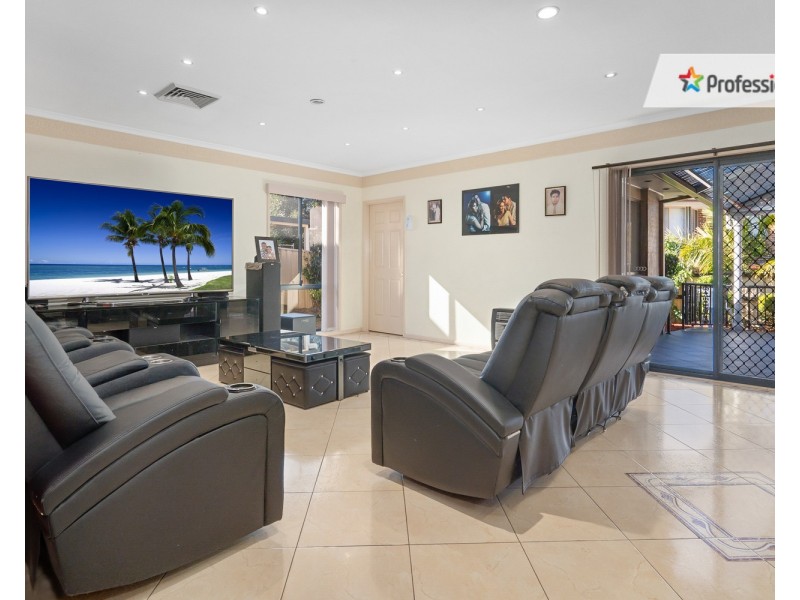 11 Calabria Street, Prestons NSW 2170