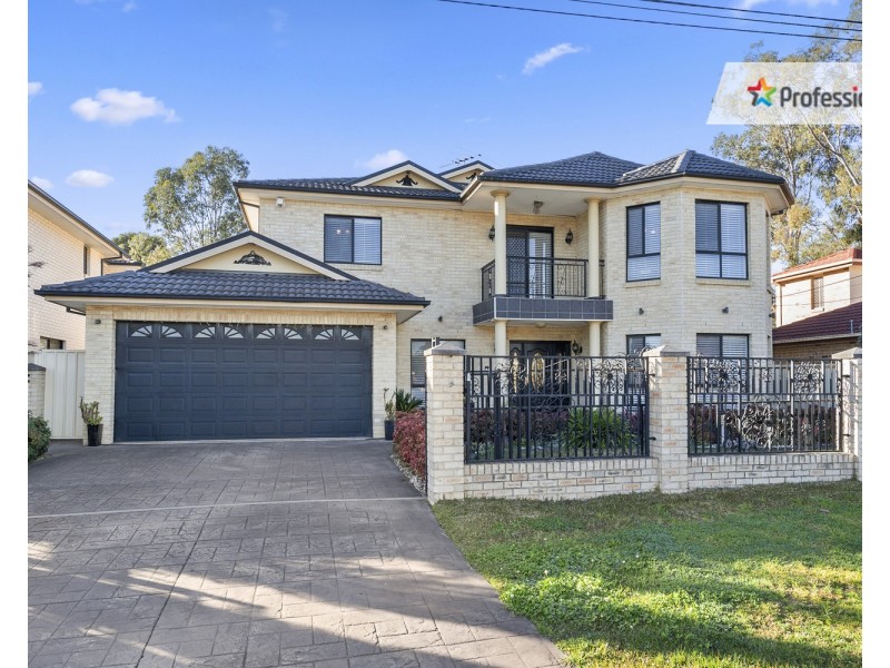 30 Chrysanthemum Avenue, Lurnea NSW 2170