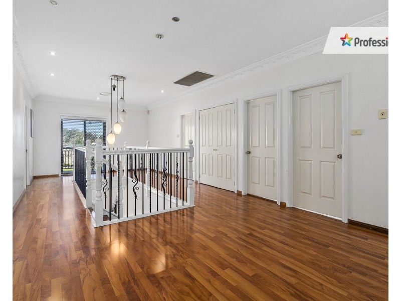 30 Chrysanthemum Avenue, Lurnea NSW 2170