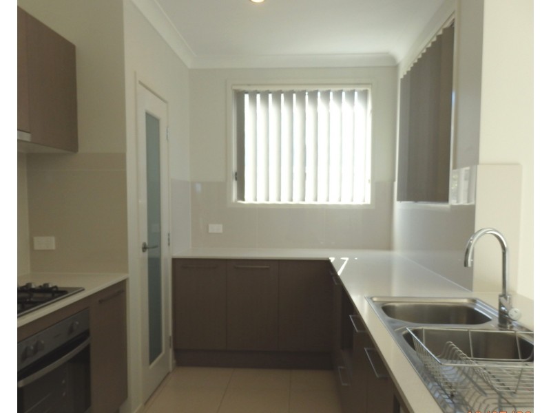 2/19 Port Hedland Road, Edmondson Park NSW 2174