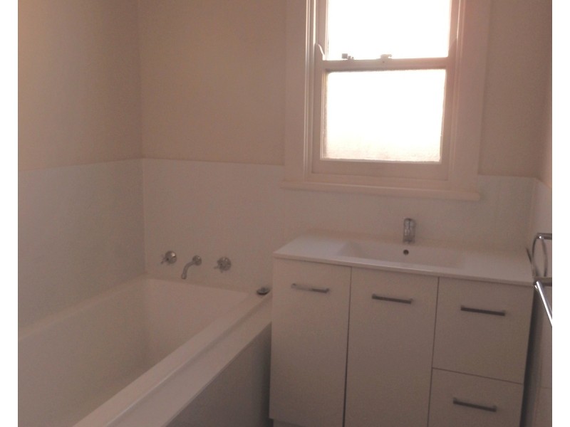 3 Blackwood Avenue, Casula NSW 2170