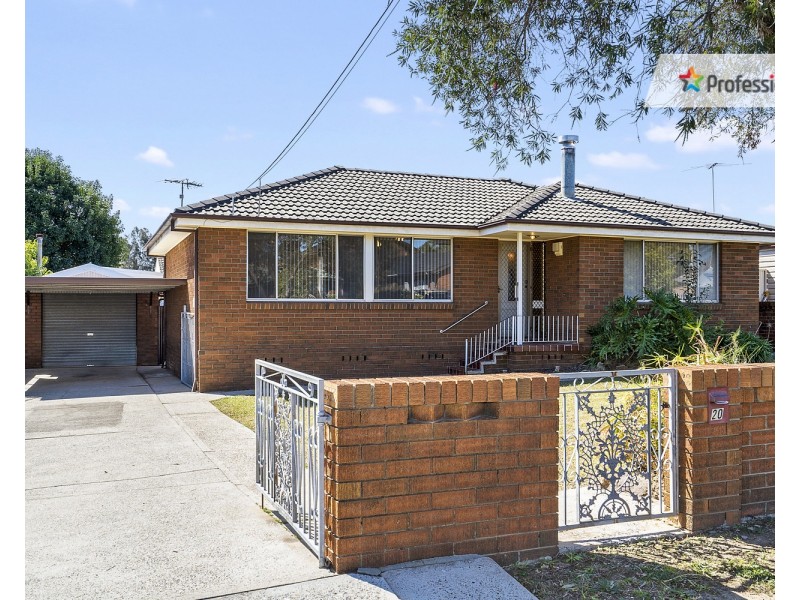 20 Jacaranda Crescent, Casula NSW 2170