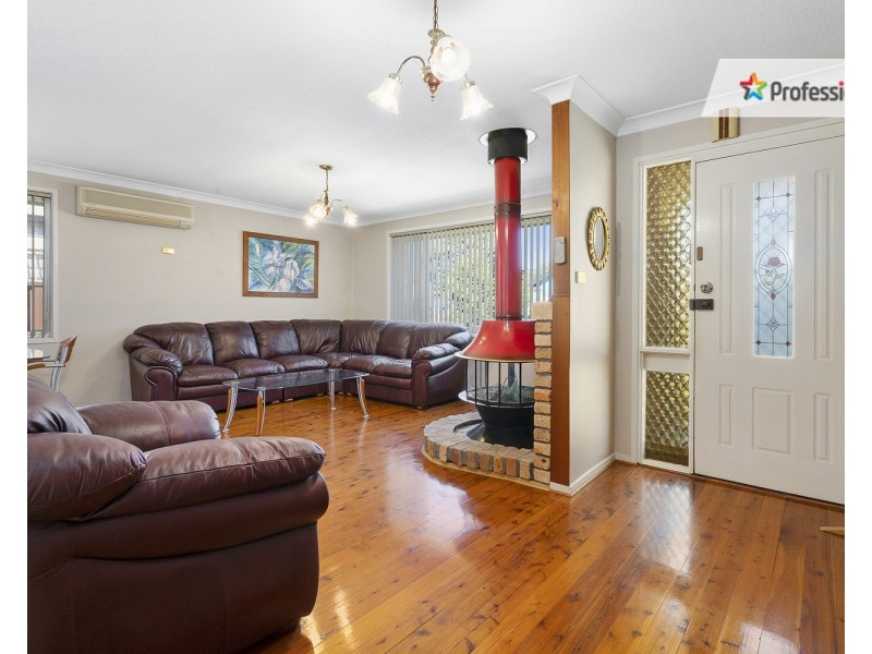 20 Jacaranda Crescent, Casula NSW 2170