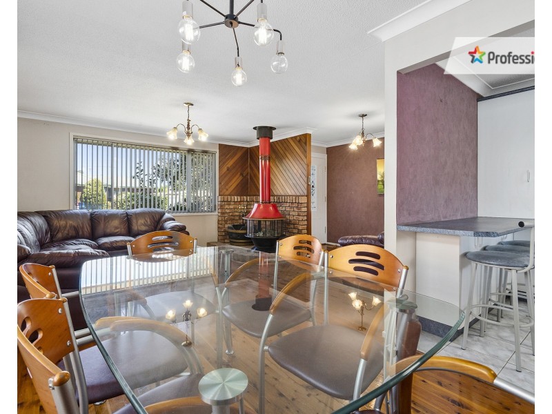 20 Jacaranda Crescent, Casula NSW 2170