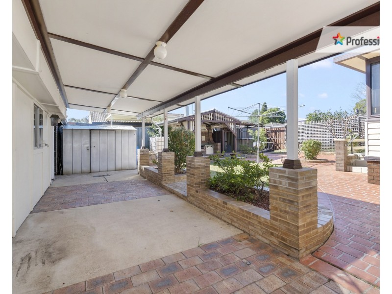 20 Jacaranda Crescent, Casula NSW 2170