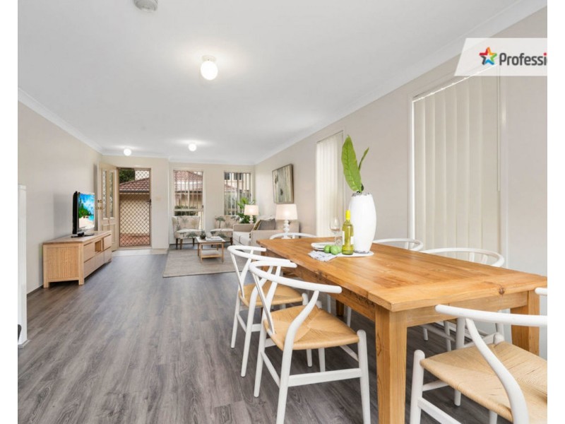 1/12 Pine Road, Casula NSW 2170