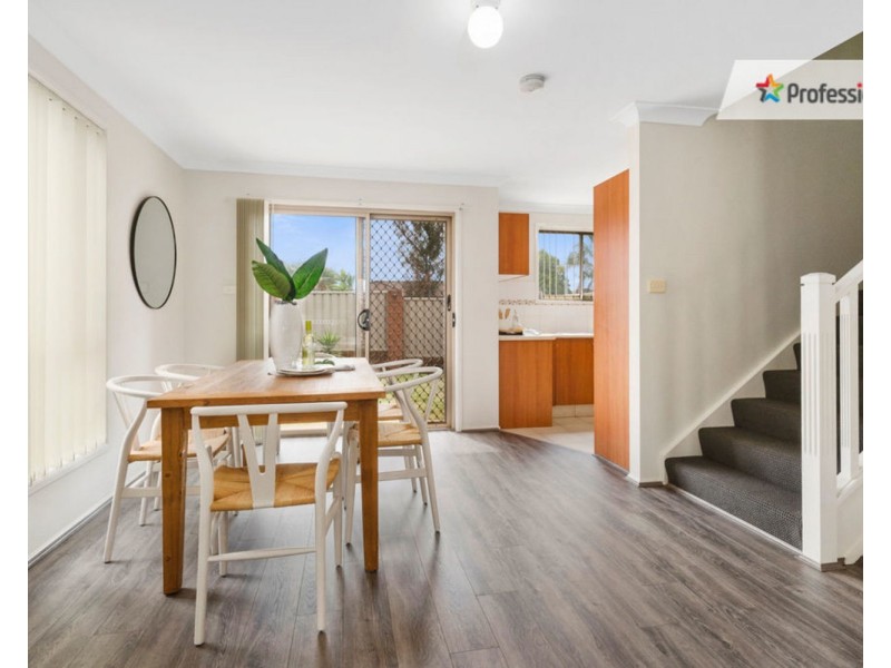 1/12 Pine Road, Casula NSW 2170