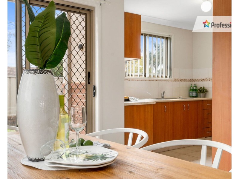 1/12 Pine Road, Casula NSW 2170