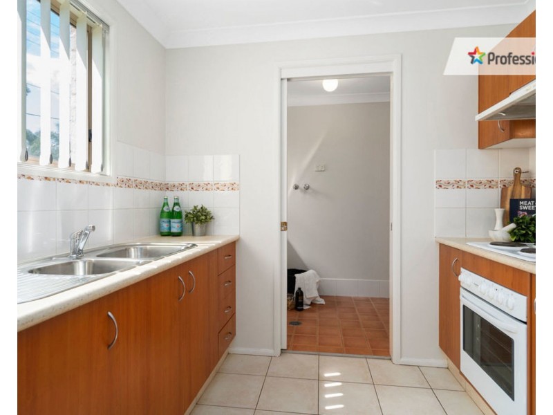 1/12 Pine Road, Casula NSW 2170