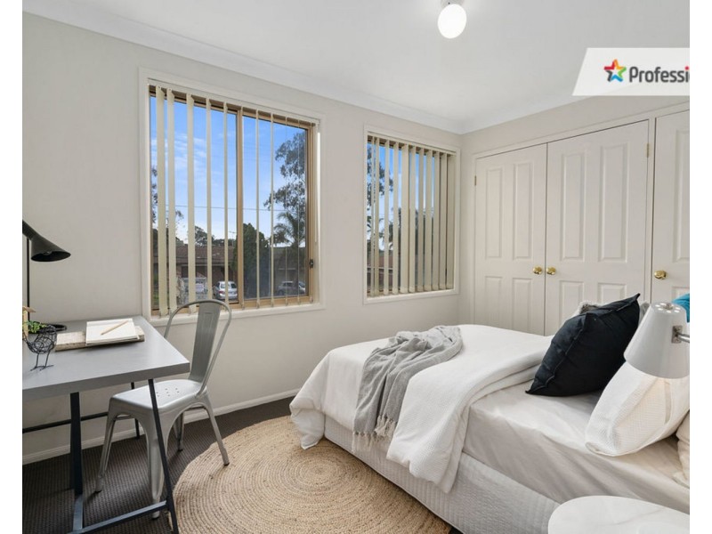 1/12 Pine Road, Casula NSW 2170