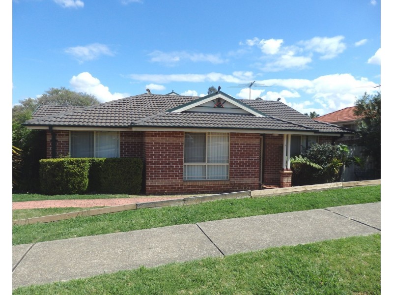 1/182-184 Leacocks Lane, Casula NSW 2170