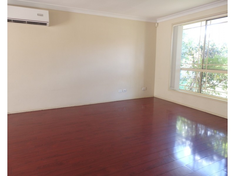 1/182-184 Leacocks Lane, Casula NSW 2170