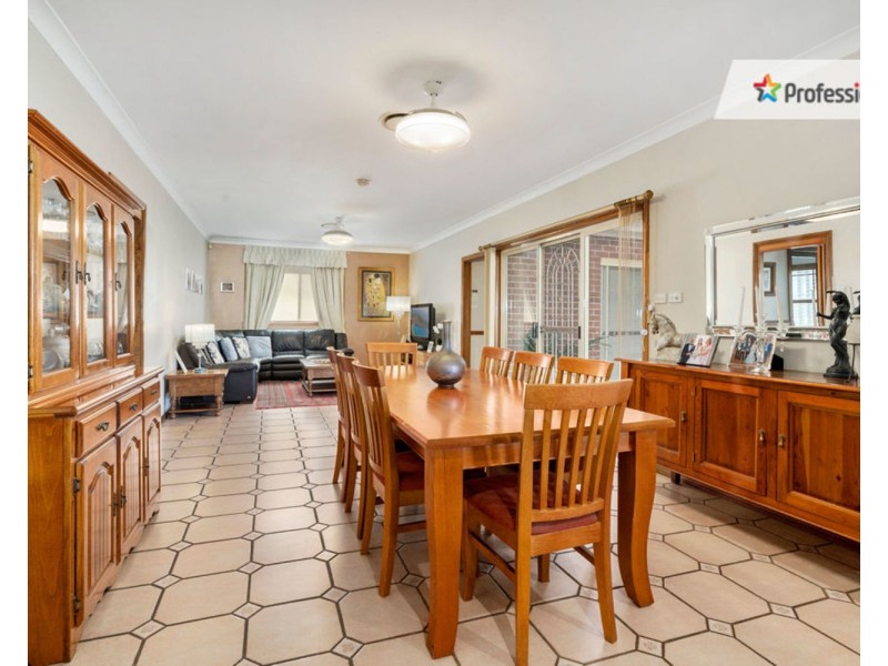 12 Gunsynd Avenue, Casula NSW 2170