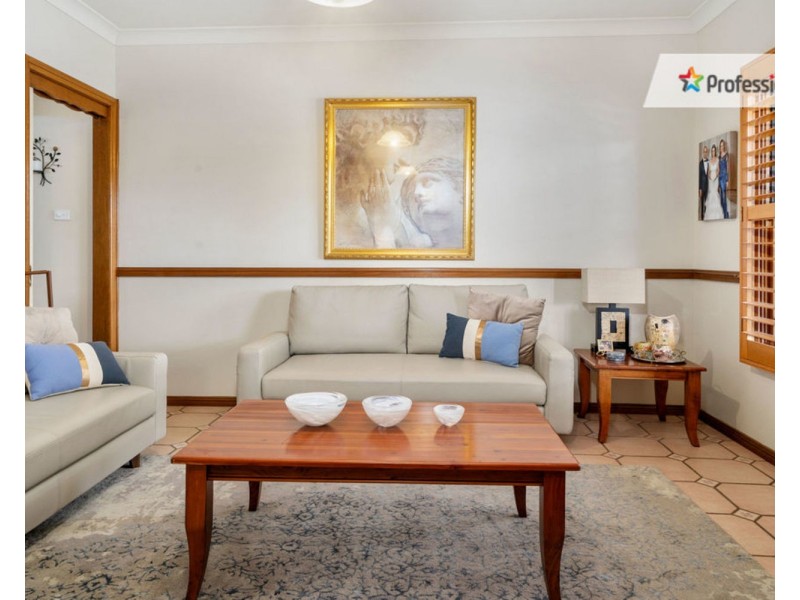 12 Gunsynd Avenue, Casula NSW 2170