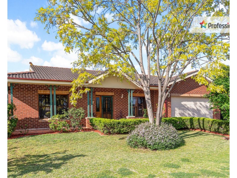 12 Gunsynd Avenue, Casula NSW 2170