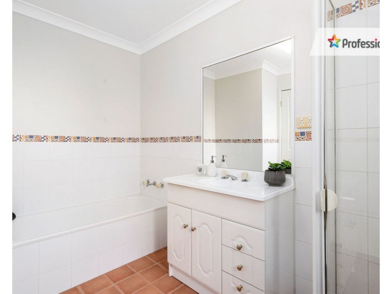 1/12 Pine Road, Casula NSW 2170