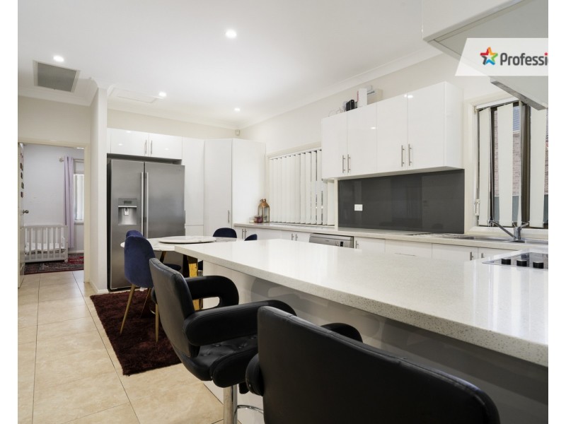 122-124 Graham Avenue, Lurnea NSW 2170