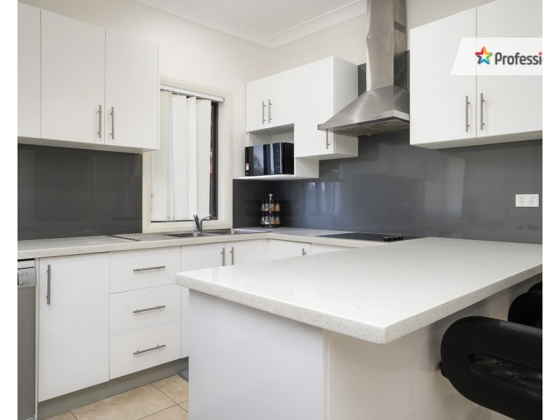 122-124 Graham Avenue, Lurnea NSW 2170