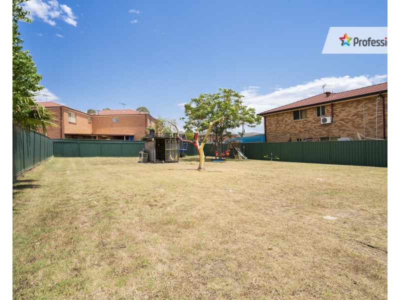 122-124 Graham Avenue, Lurnea NSW 2170