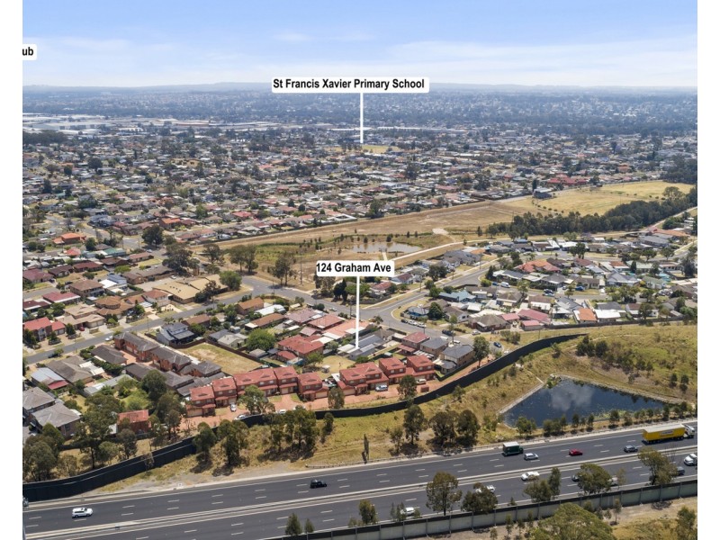122-124 Graham Avenue, Lurnea NSW 2170