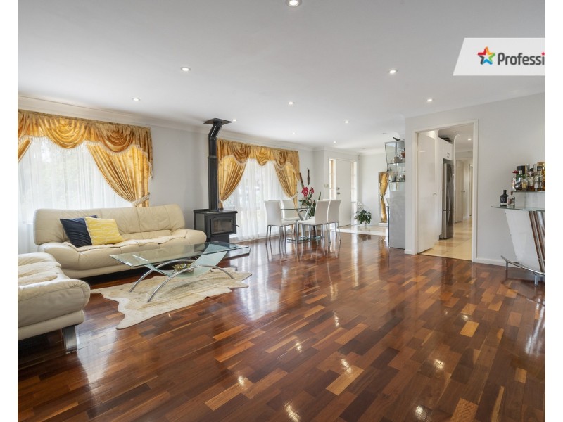 1 Jockey Close, Casula NSW 2170