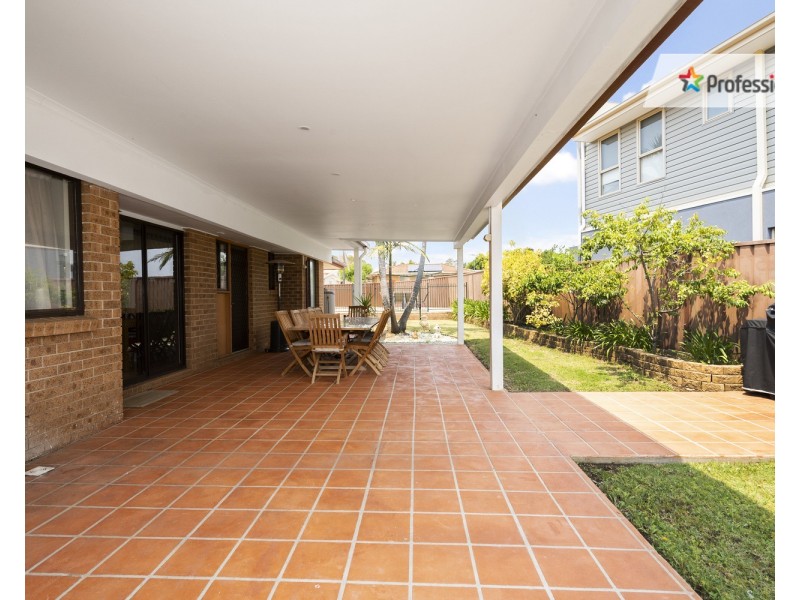 1 Jockey Close, Casula NSW 2170