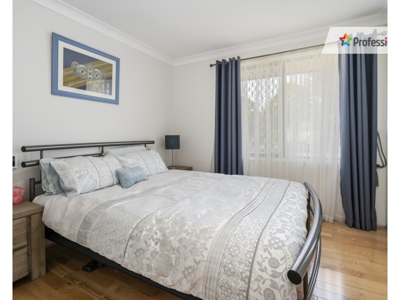 1 Jockey Close, Casula NSW 2170