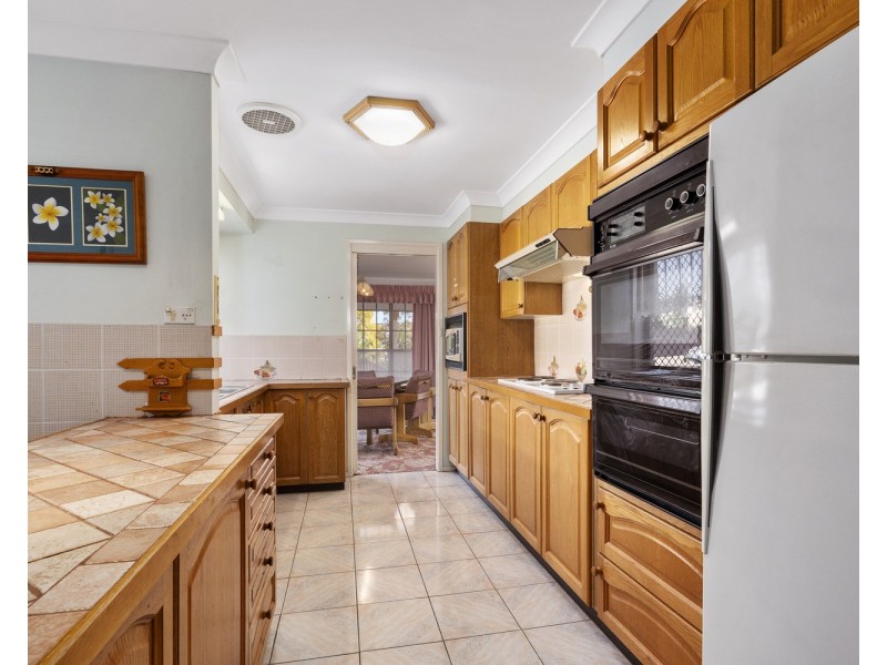 32 Strawberry Road, Casula NSW 2170